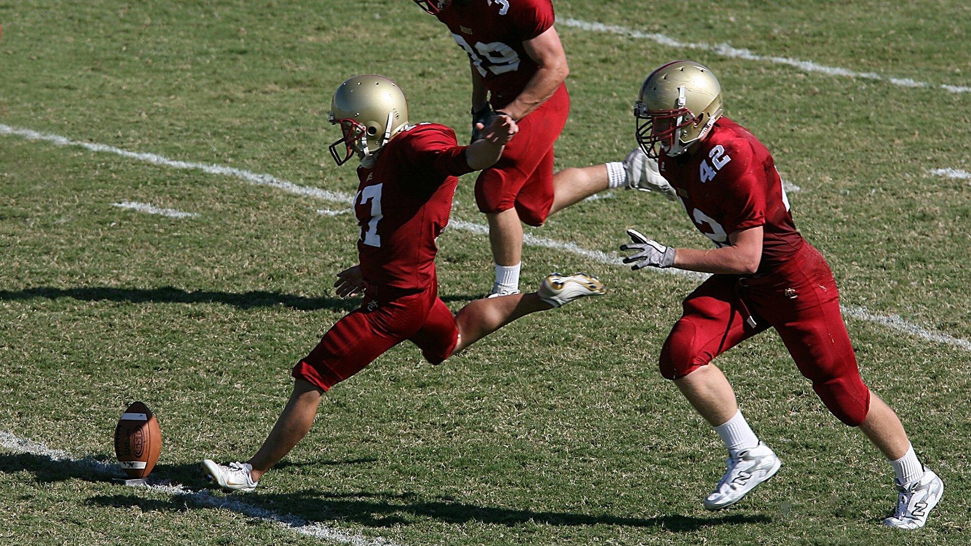 法足协主席怒斥过度追星，机场跟拍姆巴佩行