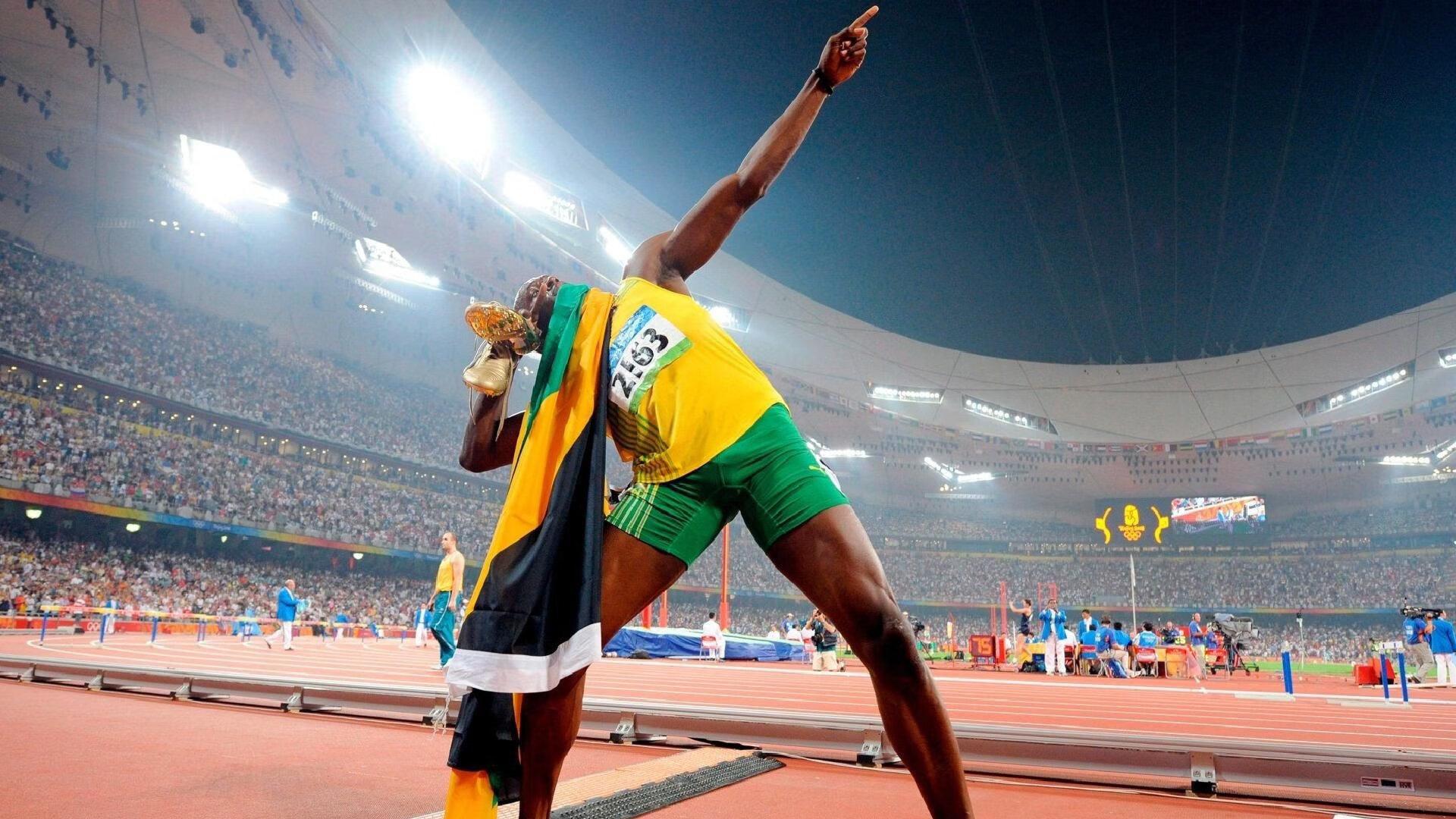 拉比奥漂流记，三十而立未立，母控争议再成足坛焦点