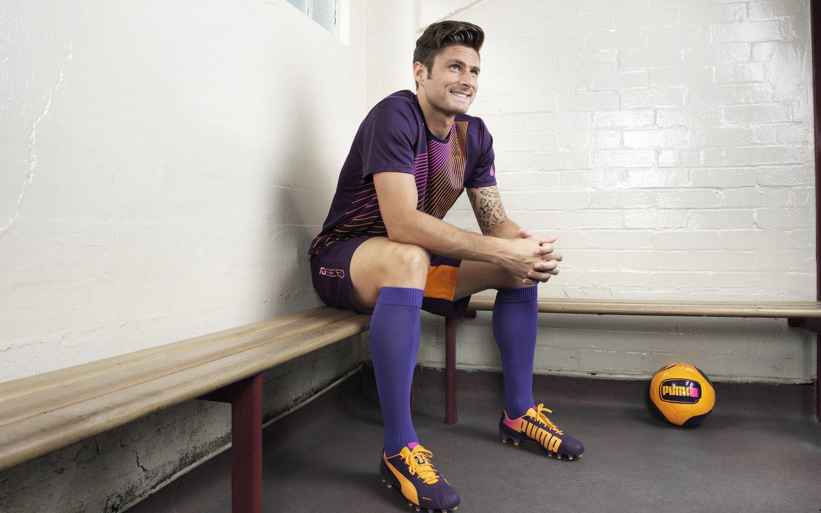 图赫尔盛赞全队表现,若规则允许,我愿换下十人